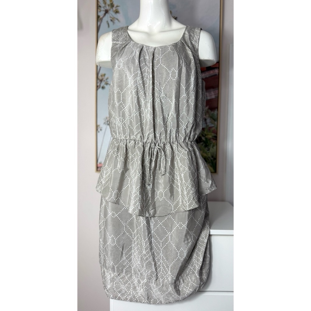 Vince Camuto Grey Geometric Print Sleeveless Peplum Midi Dress Size 12 Large